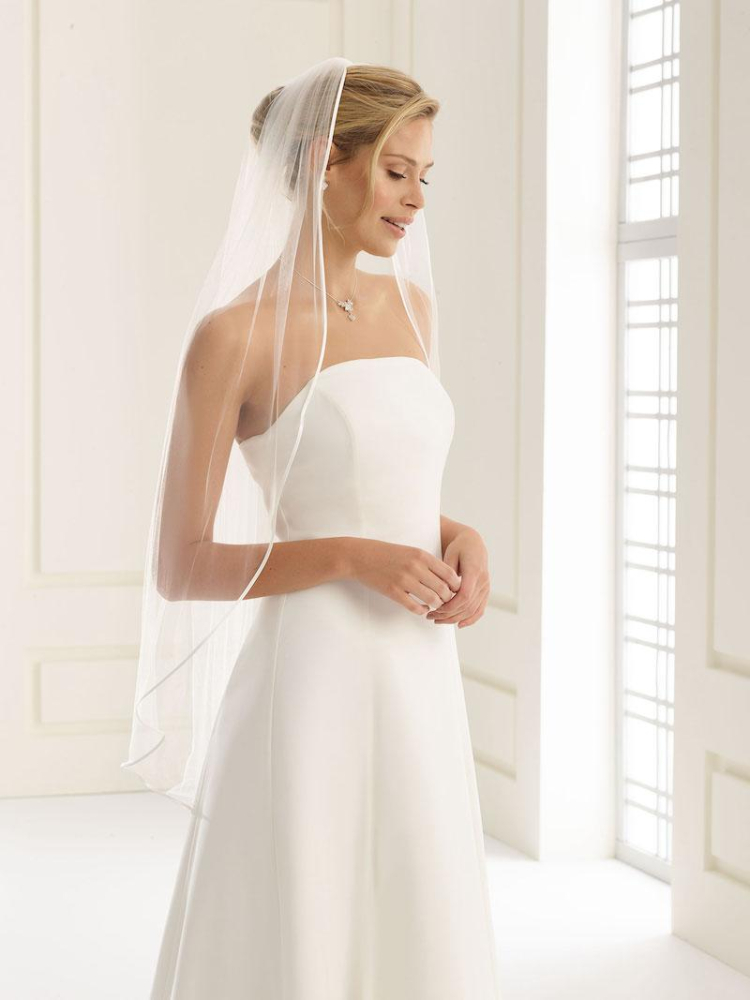 Bianco Evento S196 Sluier - 110 cm main product photo