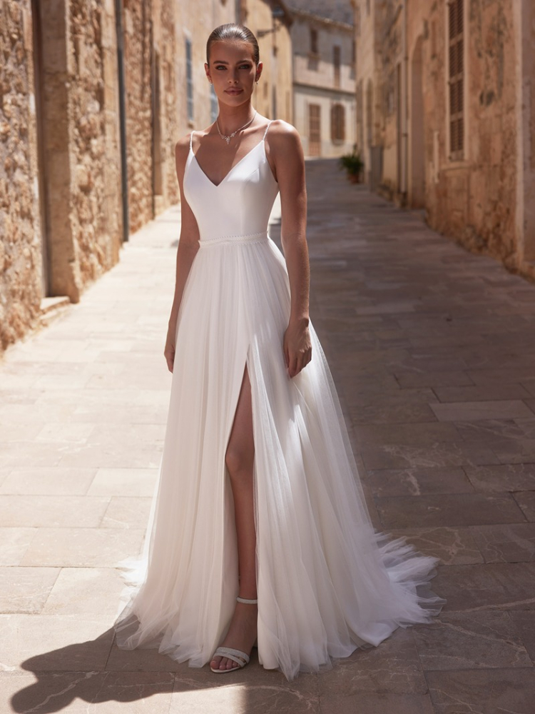 Bianco evento E469 Top main product photo