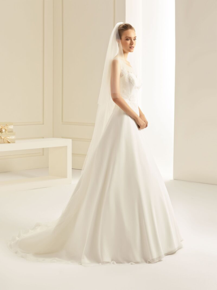 Bianco Evento S251 Sluier - 220/80 cm main product photo